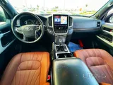 Toyota Land Cruiser VXS Grand Touring S 2021 V8